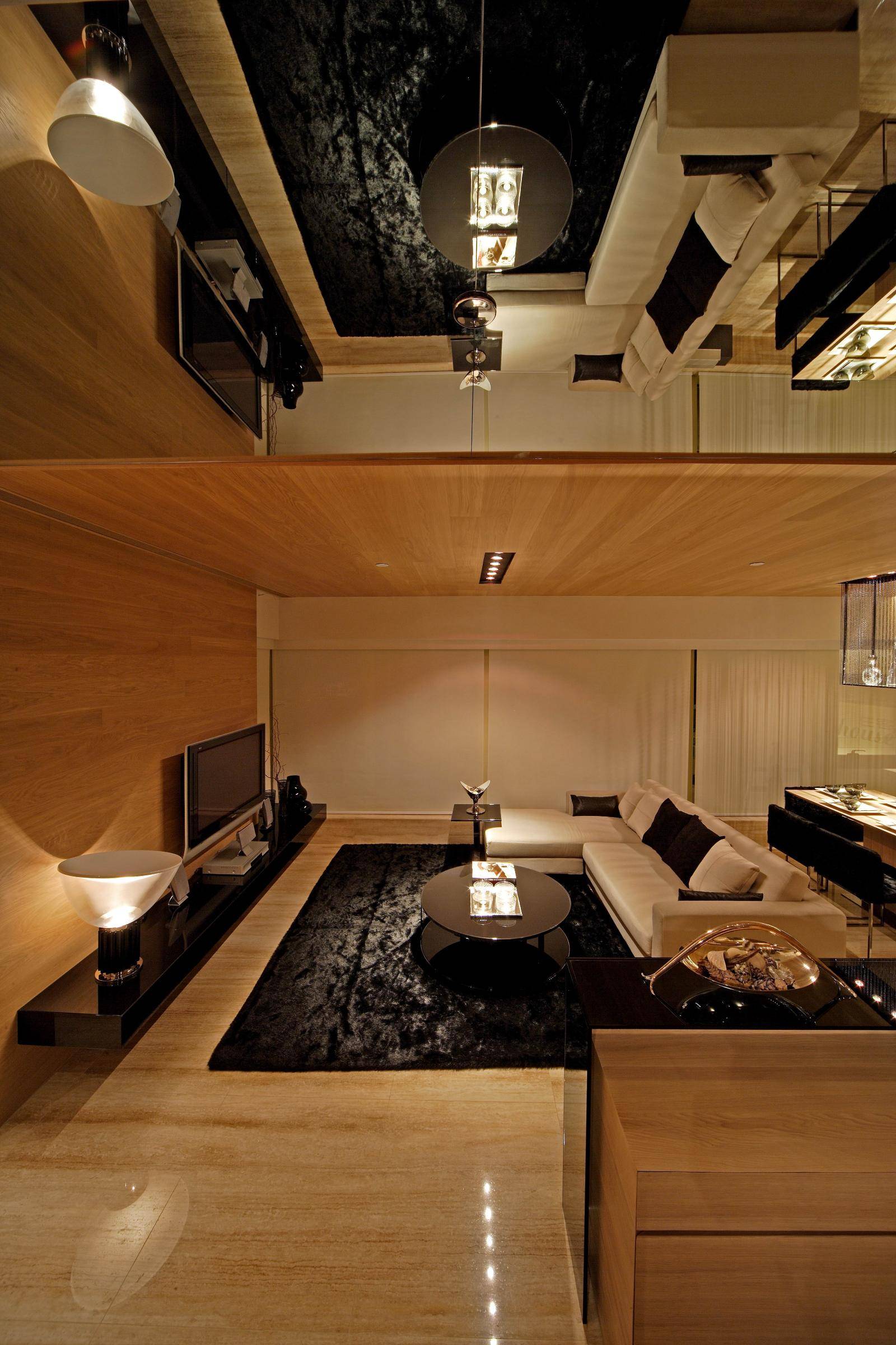 点击大图看下一张：现代简约客厅案例展示