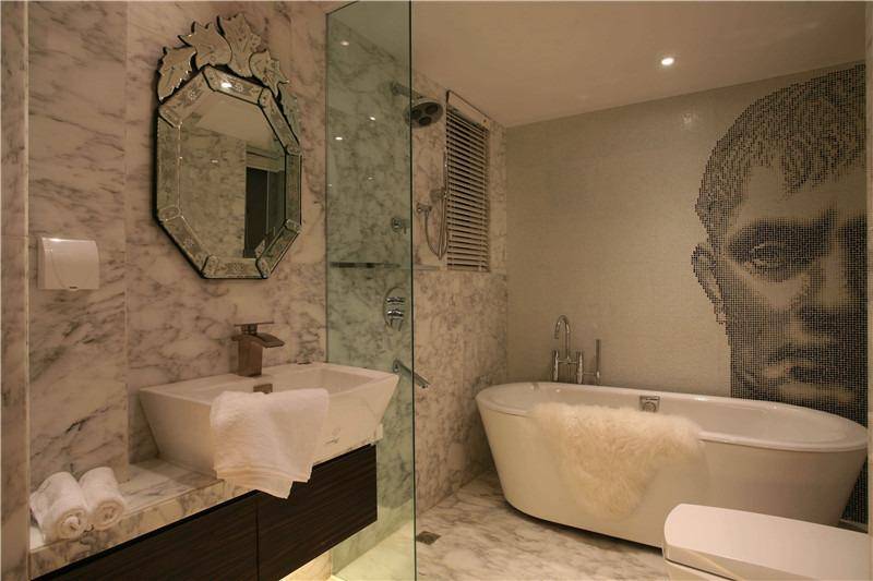 点击大图看下一张：现代简约浴室淋浴房设计案例