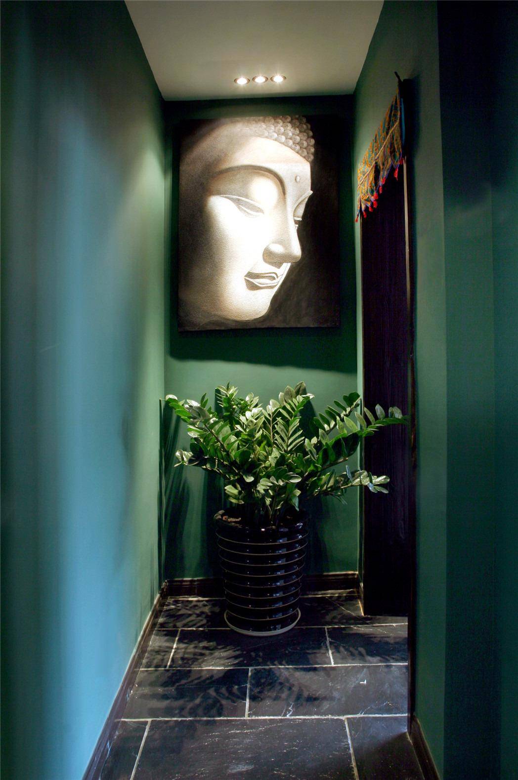 点击大图看下一张:中式走廊装修图