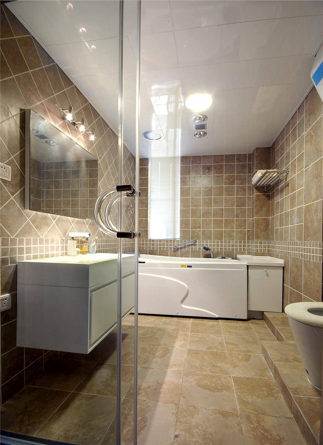 点击大图看下一张：现代简约田园美式浴室装修效果展示