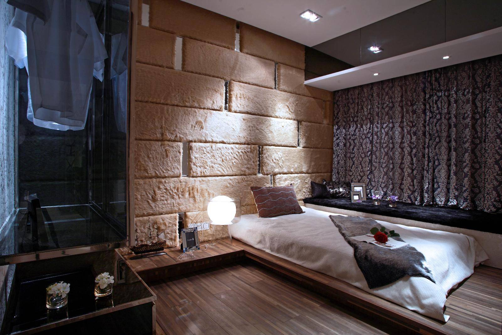 点击大图看下一张：现代简约卧室设计方案