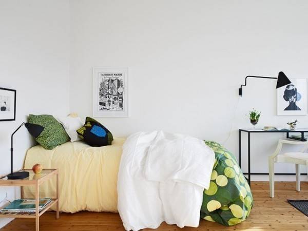 点击大图看下一张：清新现代时尚卧室装修案例