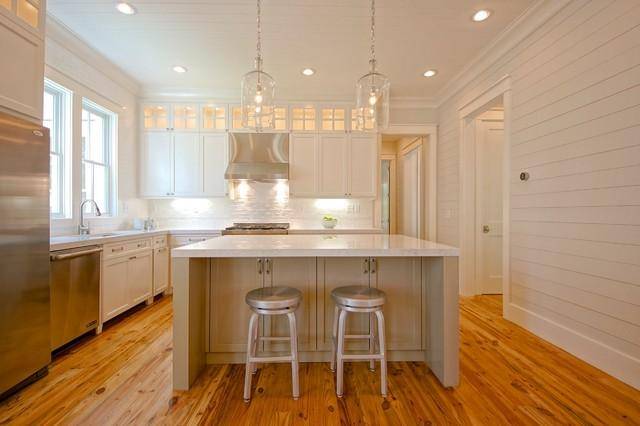 点击大图看下一张：清新厨房木地板设计方案
