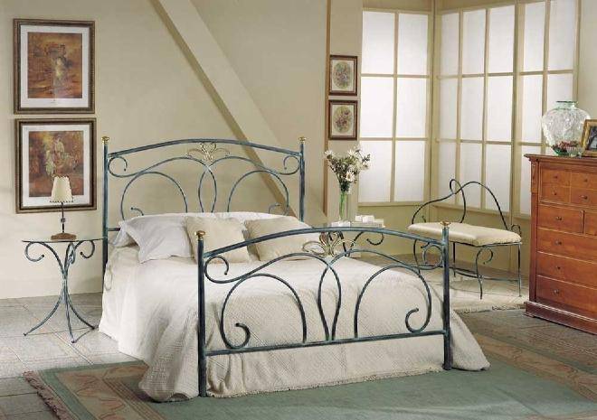 点击大图看下一张：美式复古古典复古风格古典风格美式风格浪漫卧室实木斗柜床架设计案例