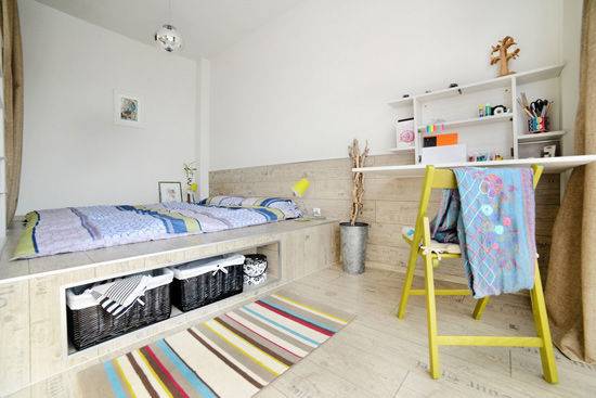 点击大图看下一张：日式自然日式风格卧室床架设计图
