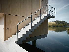 现代简约现代简约简约风格现代简约风格别墅过道楼梯设计案例展示