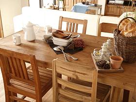 日式自然餐桌椅子木质餐桌椅装修图